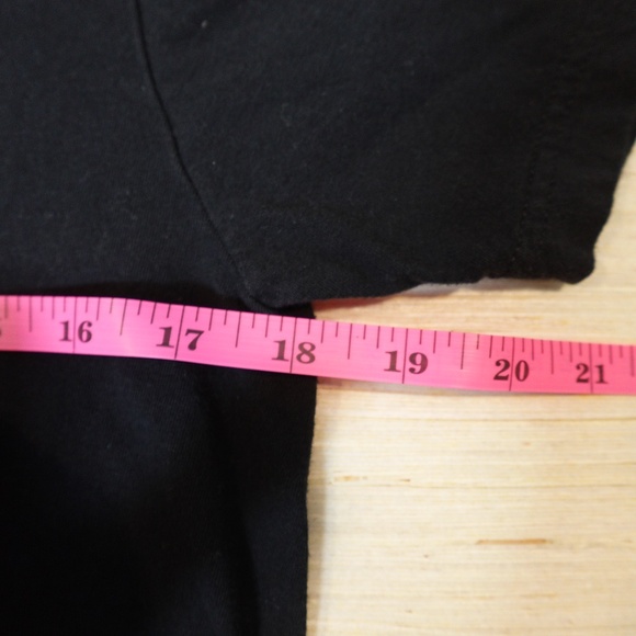 Civil Clothing “Celebrate Difference” Graphic Tee Men’s Medium Black Red Statue - Picture 5 of 6